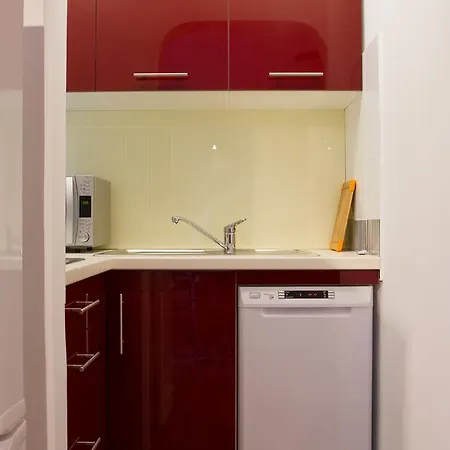 شقة Ina